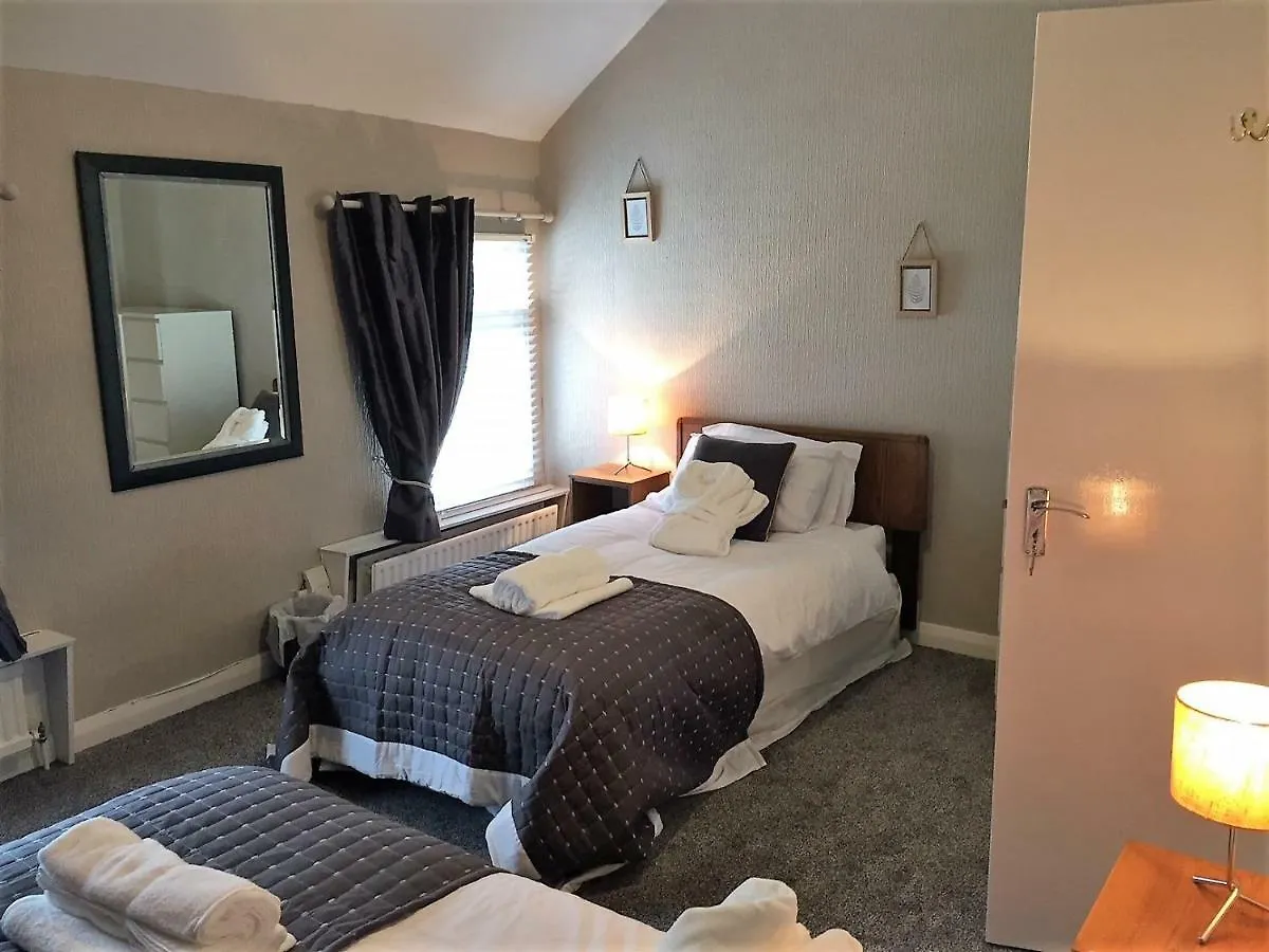 Nyaraló 62 Glen Road Hotel Belfast